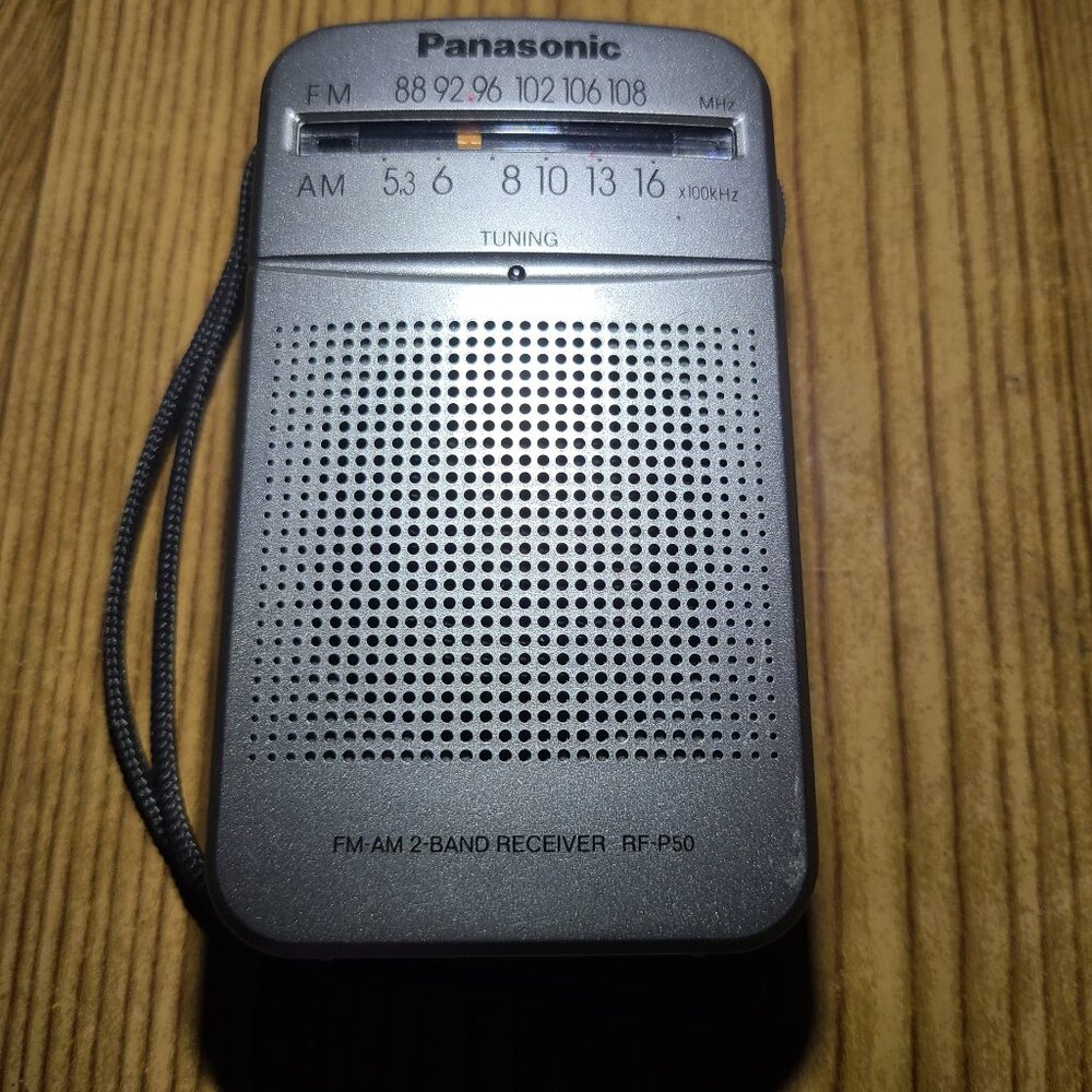 Panasonic FM-AM 2-Band Receiver portable radio (AS IS)